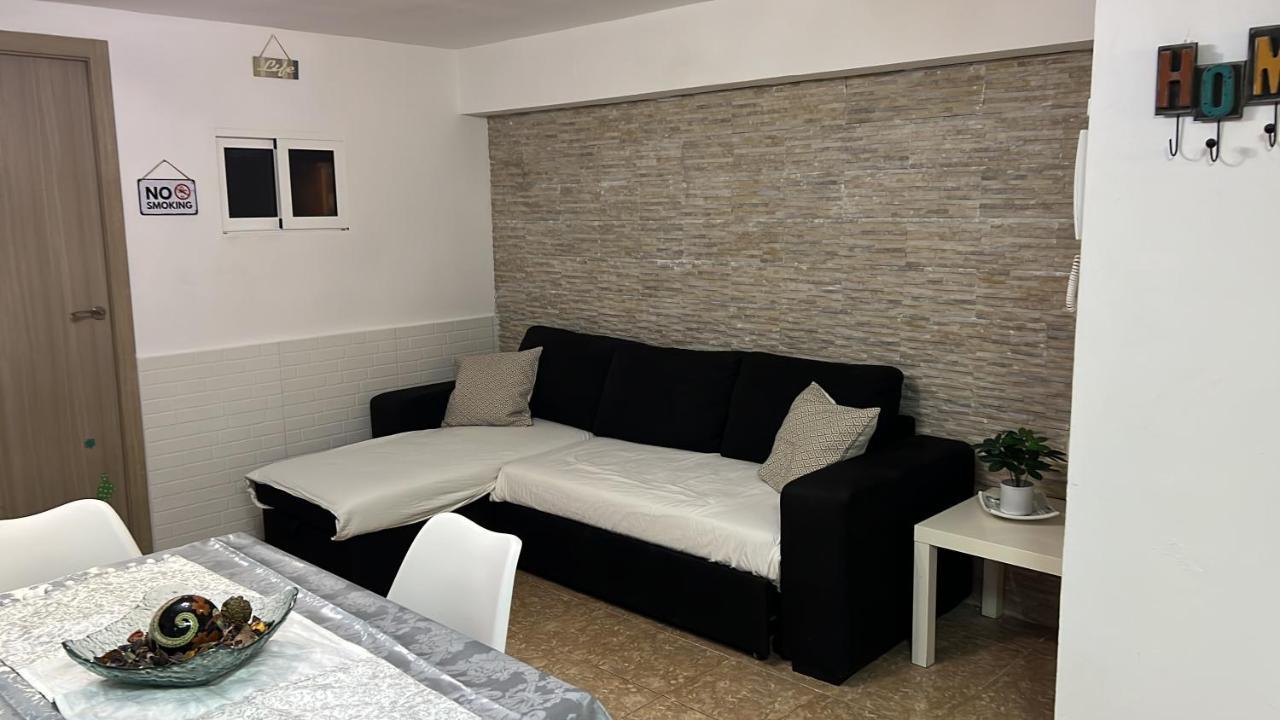 Apartamento Barbacoa, Piscina Y Playa ปวยบลา เด ฟาร์นัลส์ ภายนอก รูปภาพ