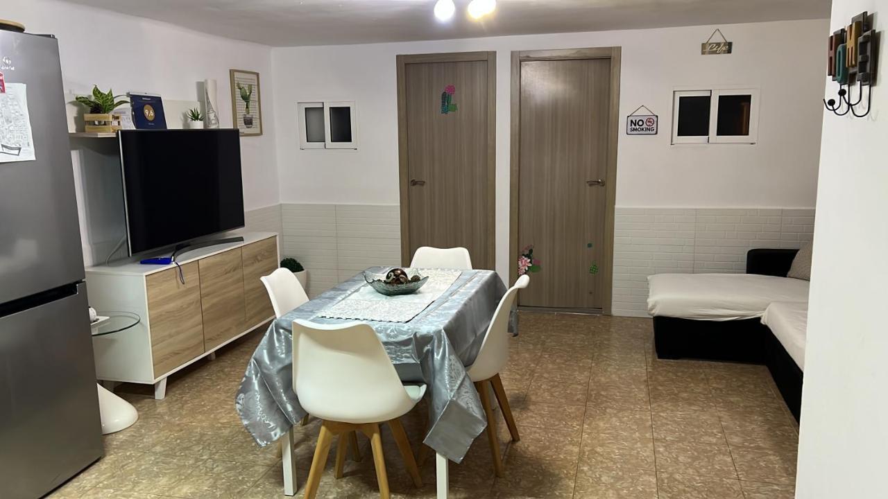 Apartamento Barbacoa, Piscina Y Playa ปวยบลา เด ฟาร์นัลส์ ภายนอก รูปภาพ