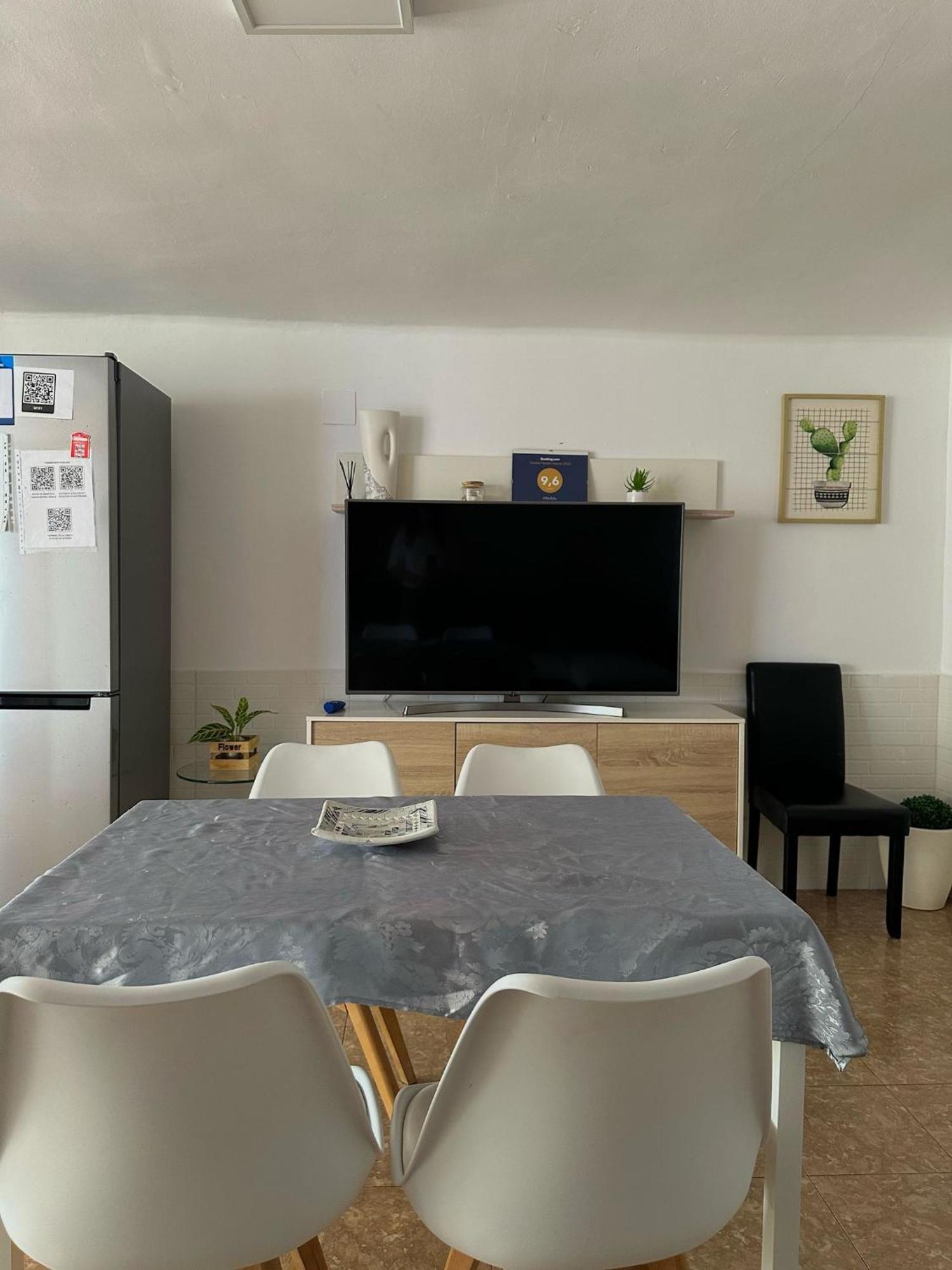 Apartamento Barbacoa, Piscina Y Playa ปวยบลา เด ฟาร์นัลส์ ภายนอก รูปภาพ