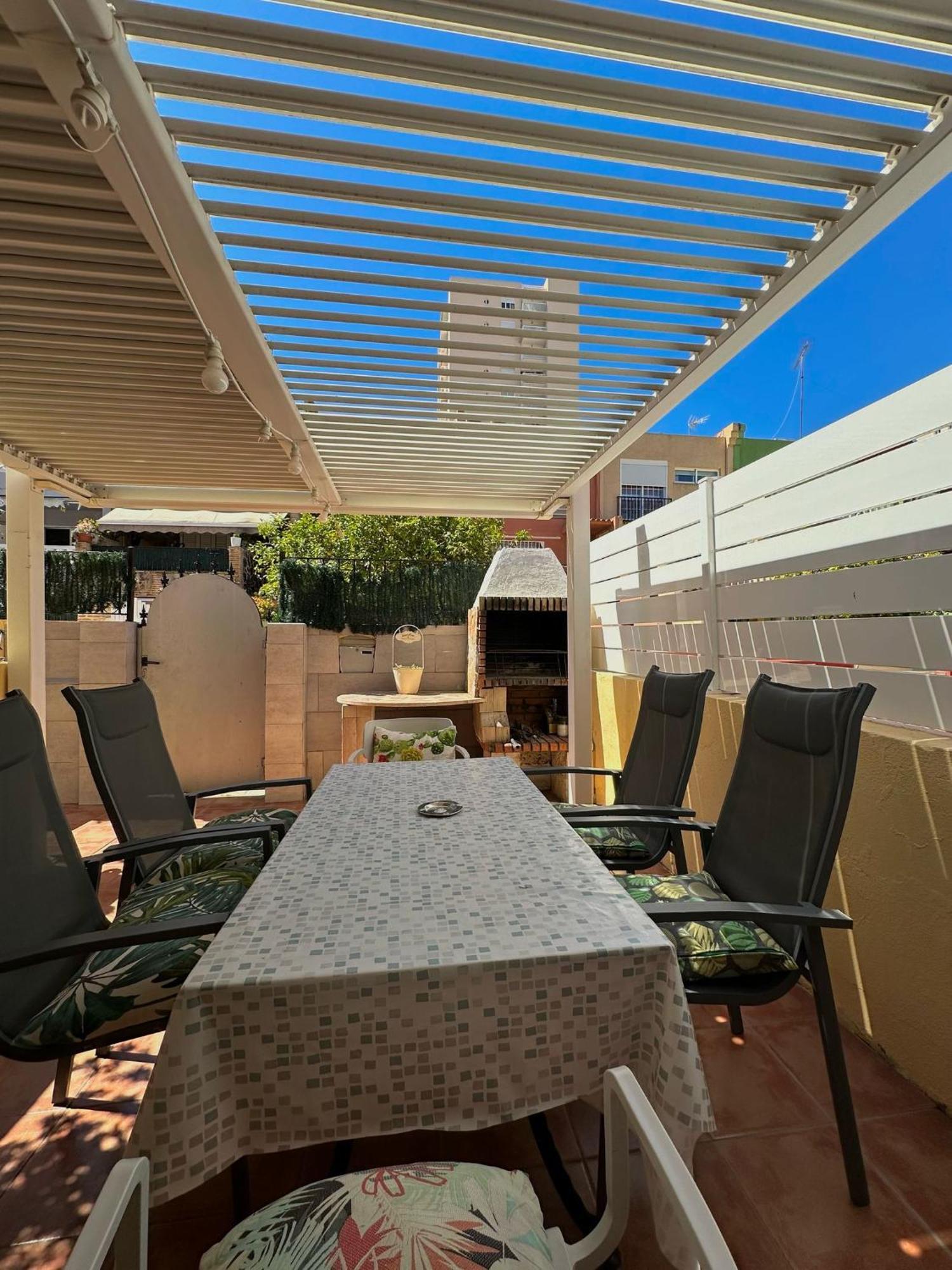 Apartamento Barbacoa, Piscina Y Playa ปวยบลา เด ฟาร์นัลส์ ภายนอก รูปภาพ