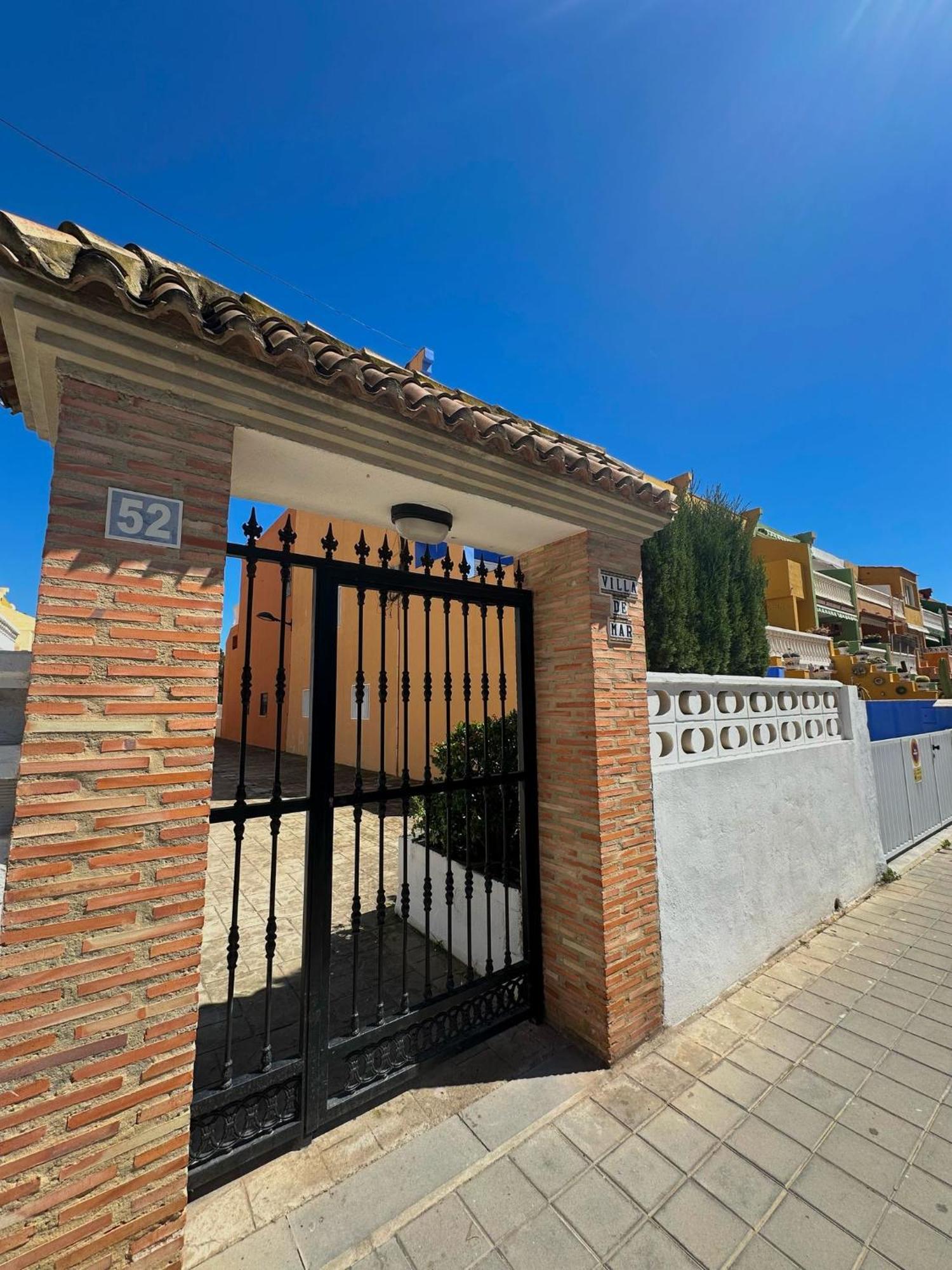 Apartamento Barbacoa, Piscina Y Playa ปวยบลา เด ฟาร์นัลส์ ภายนอก รูปภาพ