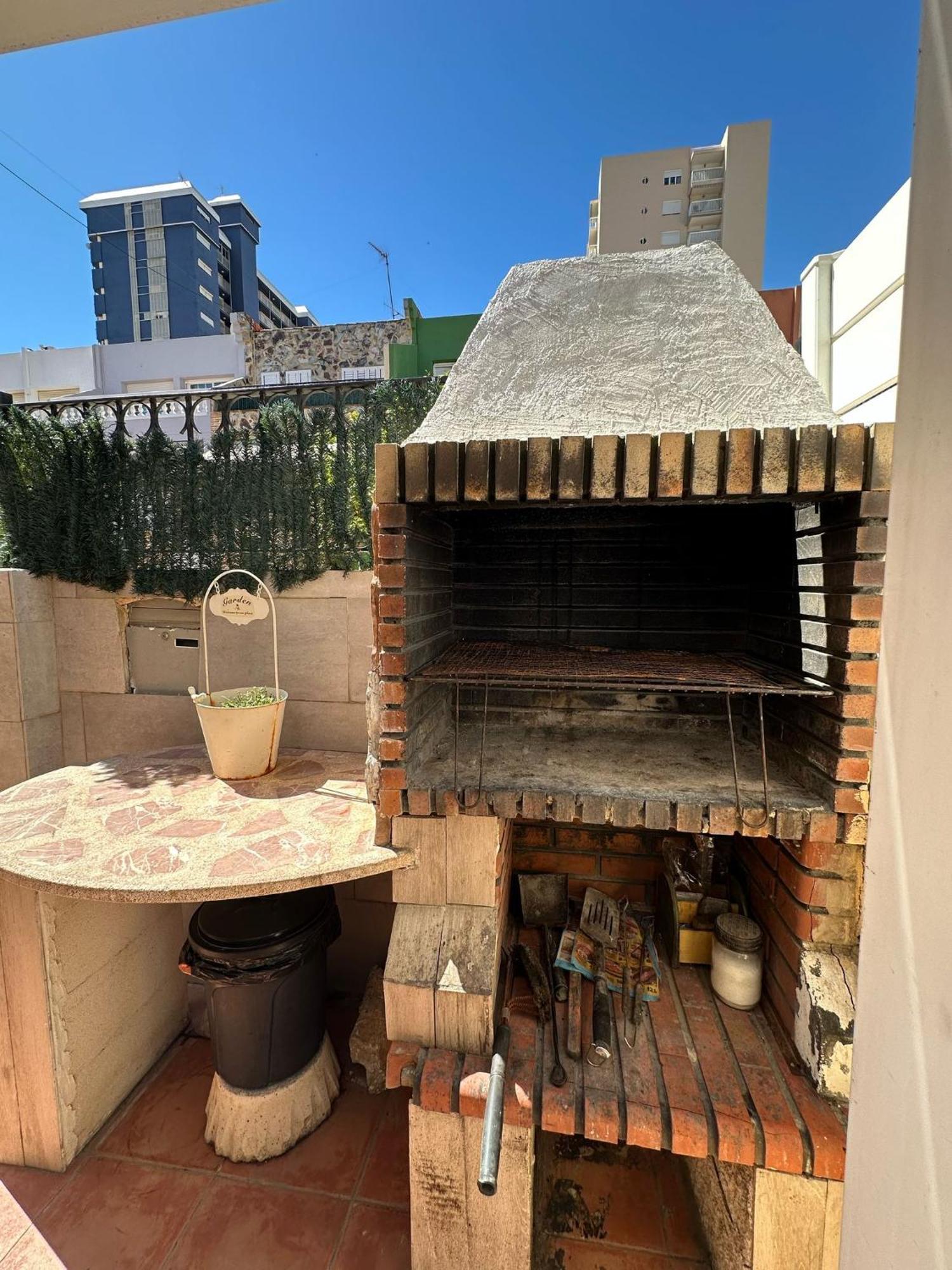 Apartamento Barbacoa, Piscina Y Playa ปวยบลา เด ฟาร์นัลส์ ภายนอก รูปภาพ